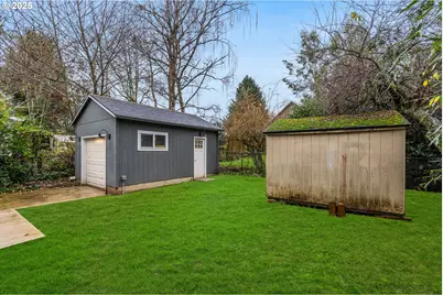 7319 N Polk Ave, Portland, OR 97203 - Photo 29