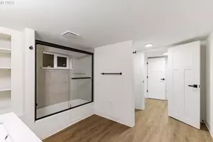 7319 N Polk Ave, Portland, OR 97203 - Photo 27