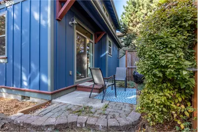 2060 Martha Ln, Hood River, OR 97031 - Photo 31