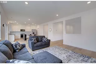 1119 W 15th St, La Center, WA 98629 - Photo 9