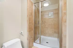 1205 SW Cardinell Dr, Portland, OR 97201 - Photo 27