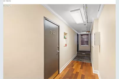 1205 SW Cardinell Dr #802, Portland, OR 97201 - Photo 3