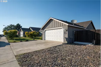 289 Dark Canyon Ave, Umatilla, OR 97882 - Photo 3