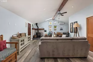 3301 NW Hidden Lake Dr, Waldport, OR 97394 - Photo 17