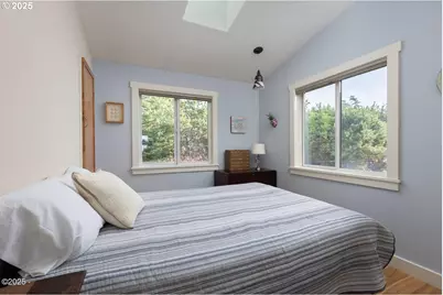 3301 NW Hidden Lake Dr, Waldport, OR 97394 - Photo 29