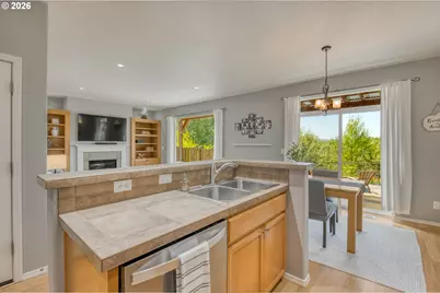 1087 SE Tamora Ave, Hillsboro, OR 97123 - Photo 7