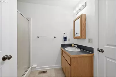 35885 Ellington Dr, Springfield, OR 97478 - Photo 23