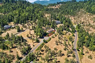 35885 Ellington Dr, Springfield, OR 97478 - Photo 31