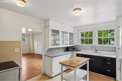 1760 C St, Salem, OR 97301 - Photo 9
