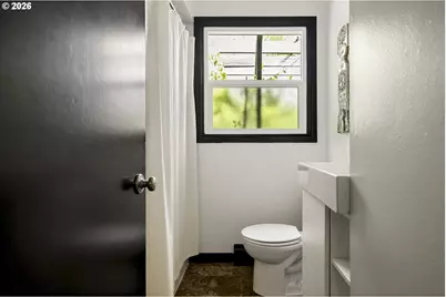 904 NE 67th Ave, Portland, OR 97213 - Photo 15