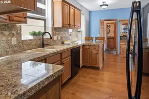 260 Round House Rd, Astoria, OR 97103 - Photo 15