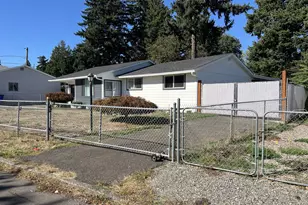 17519 SE Tibbetts St, Portland, OR 97236 - Photo 3