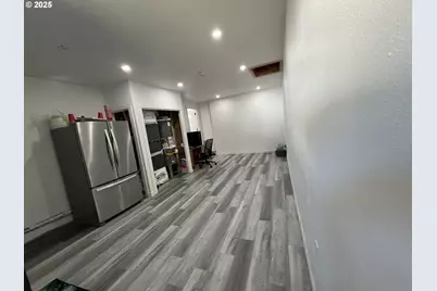 17519 SE Tibbetts St, Portland, OR 97236 - Photo 27