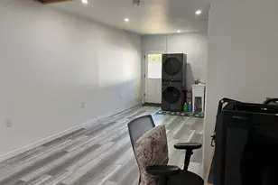 17519 SE Tibbetts St, Portland, OR 97236 - Photo 25