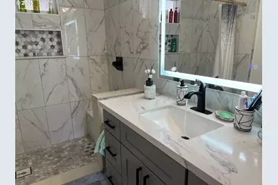 17519 SE Tibbetts St, Portland, OR 97236 - Photo 15