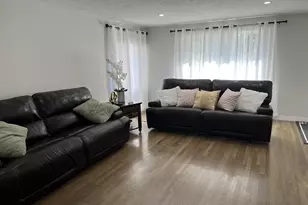 17519 SE Tibbetts St, Portland, OR 97236 - Photo 9