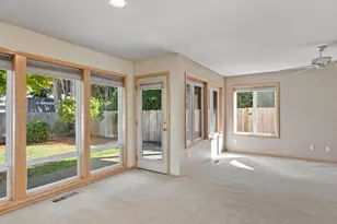 21389 NW Kenai Ct, Portland, OR 97229 - Photo 19