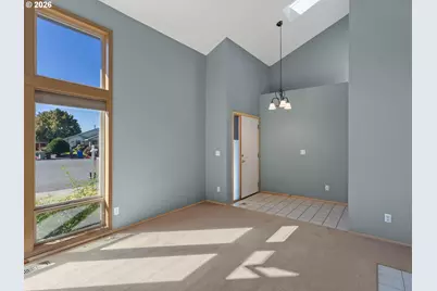21389 NW Kenai Ct, Portland, OR 97229 - Photo 9