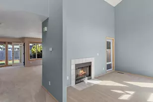 21389 NW Kenai Ct, Portland, OR 97229 - Photo 5