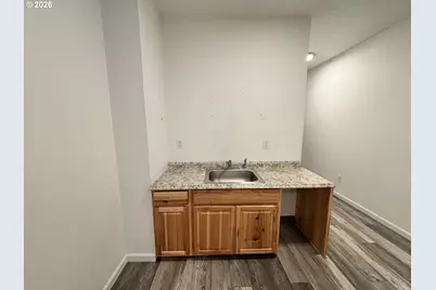 265 S Main St, Independence, OR 97351 - Photo 9