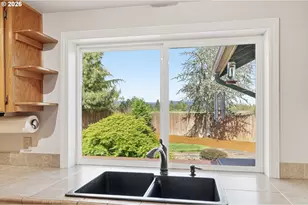 361 72nd Pl, Springfield, OR 97478 - Photo 9