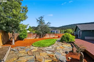 361 72nd Pl, Springfield, OR 97478 - Photo 21