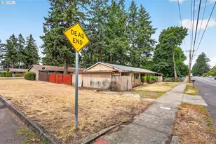 19570 SE Yamhill St, Gresham, OR 97233 - Photo 7