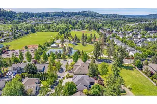 9459 SE Tarnahan Dr, Happy Valley, OR 97086 - Photo 47