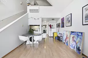 1910 SW 18th Ave, Portland, OR 97201 - Photo 11