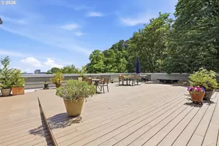 1910 SW 18th Ave, Portland, OR 97201 - Photo 5