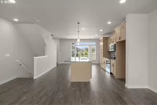 5073 SE Davis Rd, Hillsboro, OR 97123 - Photo 9