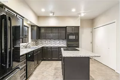 3601 E 11th St, Vancouver, WA 98661 - Photo 15