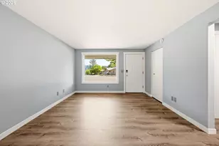 1133 SE Harlow Pl, Troutdale, OR 97060 - Photo 13