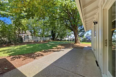 1133 SE Harlow Pl, Troutdale, OR 97060 - Photo 23