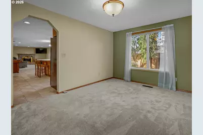 381 NE 33rd Ct, Hillsboro, OR 97124 - Photo 9