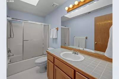 381 NE 33rd Ct, Hillsboro, OR 97124 - Photo 31