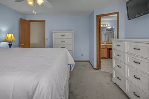 381 NE 33rd Ct, Hillsboro, OR 97124 - Photo 25