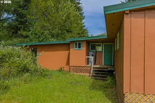 15181 Sitkum Ln, Myrtle Point, OR 97458 - Photo 5
