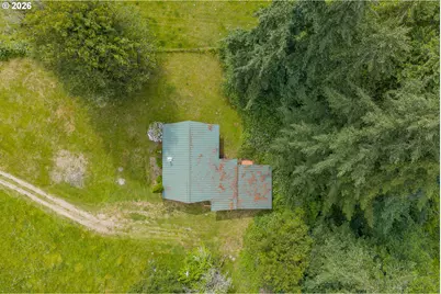 15181 Sitkum Ln, Myrtle Point, OR 97458 - Photo 11
