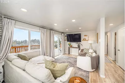 745 Boulder Loop, Creswell, OR 97426 - Photo 7