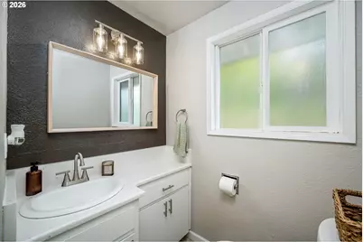 745 Boulder Loop, Creswell, OR 97426 - Photo 11