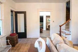 329 S 1st Ave, Mill City, OR 97360 - Photo 9