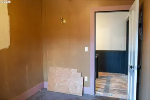 329 S 1st Ave, Mill City, OR 97360 - Photo 39