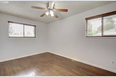 6006 NW Cherry St, Vancouver, WA 98663 - Photo 29