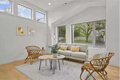 5357 SE Stark St, Portland, OR 97215 - Photo 5