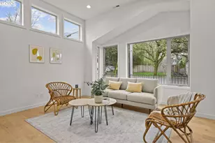 5357 SE Stark St, Portland, OR 97215 - Photo 5
