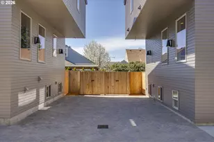 5357 SE Stark St, Portland, OR 97215 - Photo 25