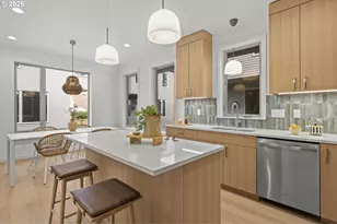 5357 SE Stark St, Portland, OR 97215 - Photo 11
