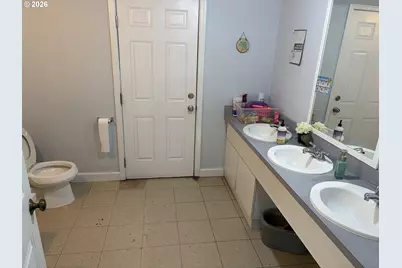 358 S Calapooia St, Sutherlin, OR 97479 - Photo 7