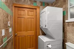 2612 SW Moss St, Portland, OR 97219 - Photo 27